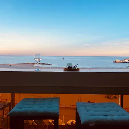 Vu Et Etang Traversant Apartment *