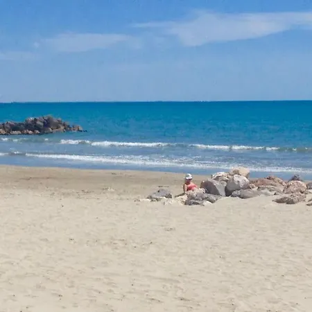 Vu Et Etang Traversant * بالافاس ليه فلو